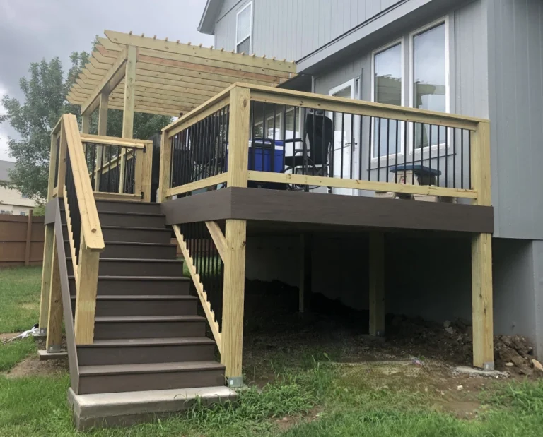 Deckorators Vista Decking With Pergola